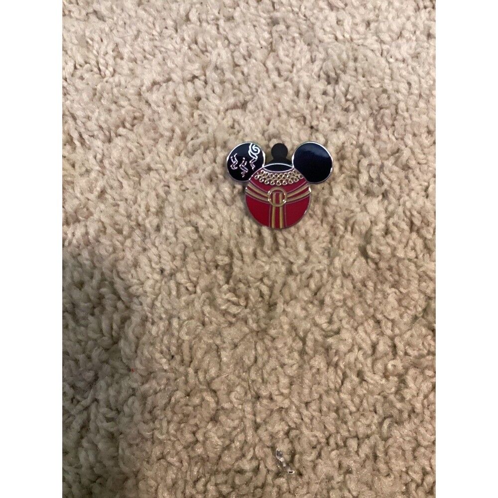 DISNEY MICKEY MOUSE VILLAINS HEAD  ICON MOTHER GOTHEL TANGLED MYSTERY PIN